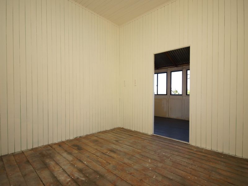 16 Webb Street, Tully QLD 4854