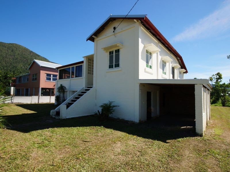 16 Webb Street, Tully QLD 4854