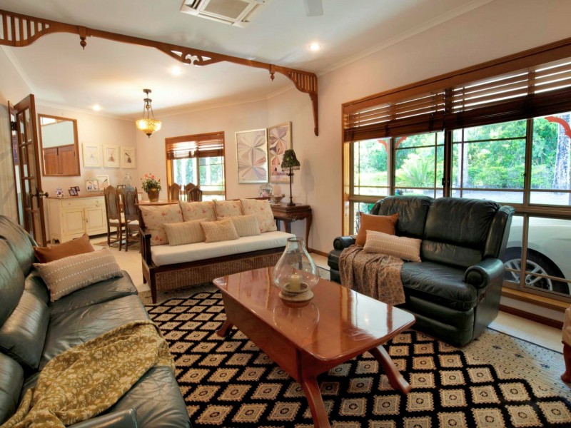 27 Dinan Close, Bulgun QLD 4854