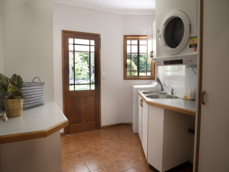 27 Dinan Close, Bulgun QLD 4854