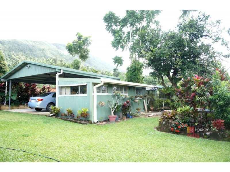 6 Mars Street, Tully QLD 4854