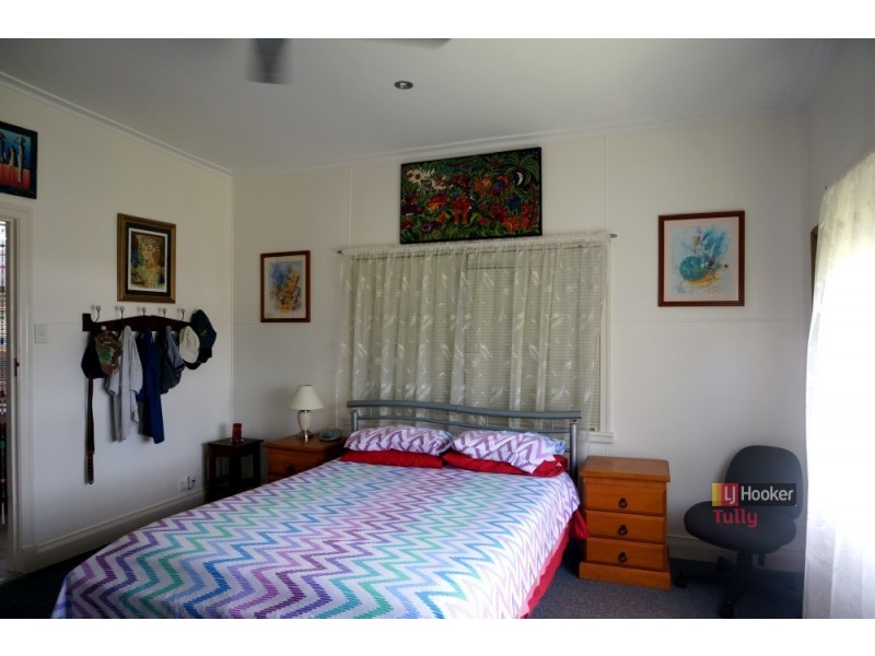 6 Mars Street, Tully QLD 4854
