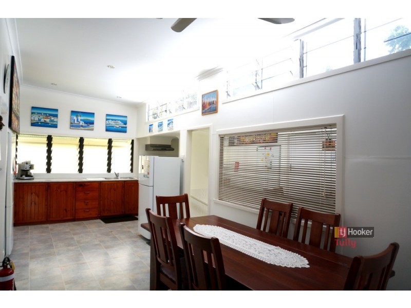 6 Mars Street, Tully QLD 4854