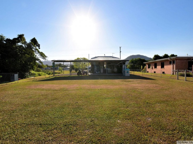 61076 Bruce Highway, El Arish QLD 4855