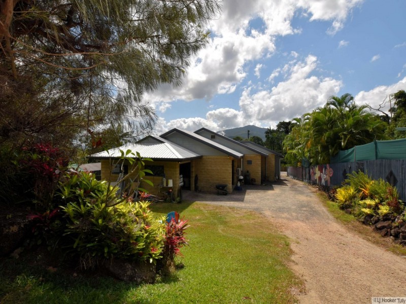 14 Geddes Street, Tully QLD 4854