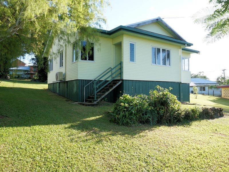 6 Edward Street, Tully QLD 4854