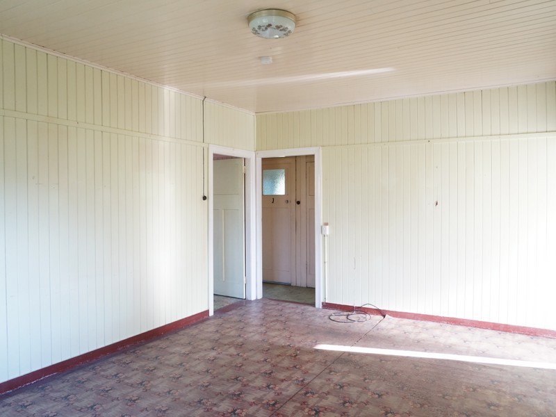 6 Edward Street, Tully QLD 4854