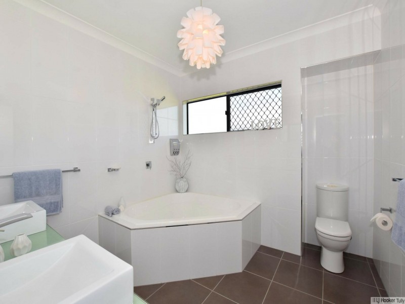 49 Frazer Road, Birkalla QLD 4854