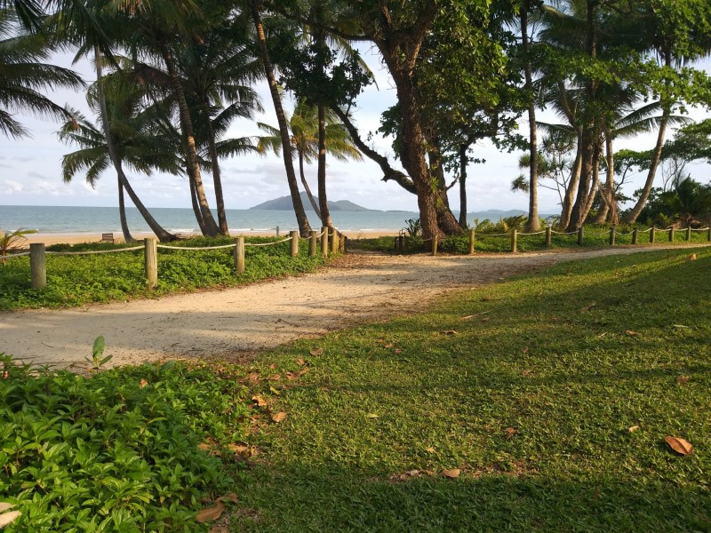 7 Iluka Close, Mission Beach QLD 4852