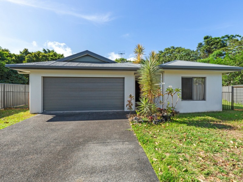 7 Iluka Close, Mission Beach QLD 4852