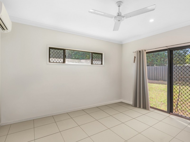 7 Iluka Close, Mission Beach QLD 4852