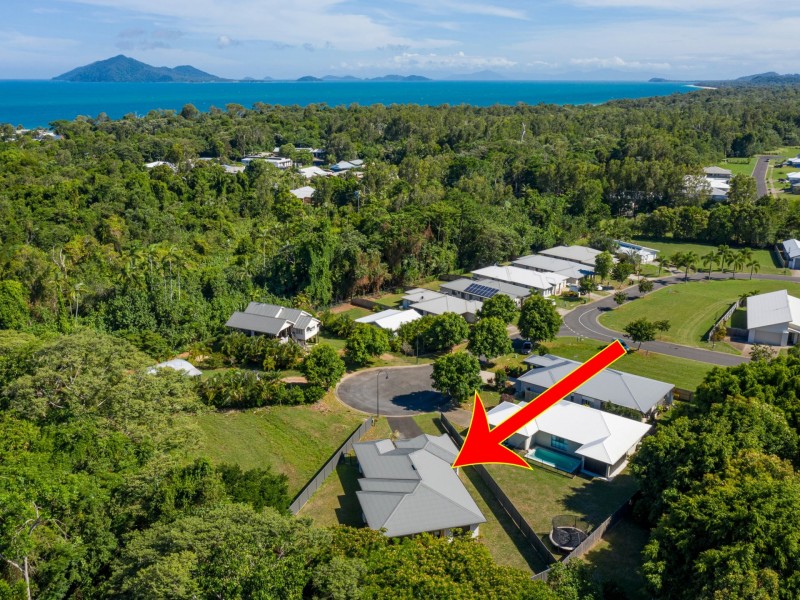 7 Iluka Close, Mission Beach QLD 4852