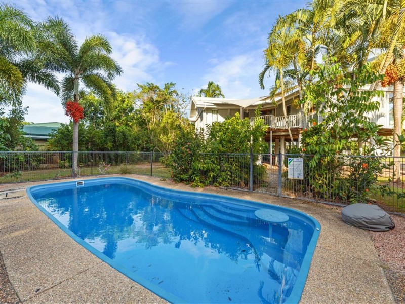 24 Wall Street, South Mission Beach QLD 4852