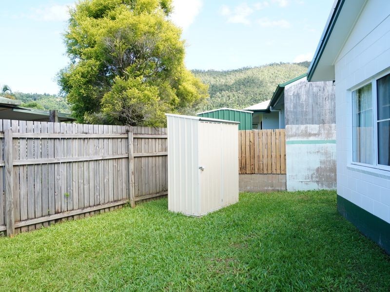 2 Pease Street, Tully QLD 4854