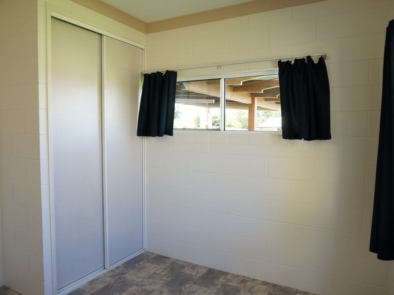 2 Pease Street, Tully QLD 4854