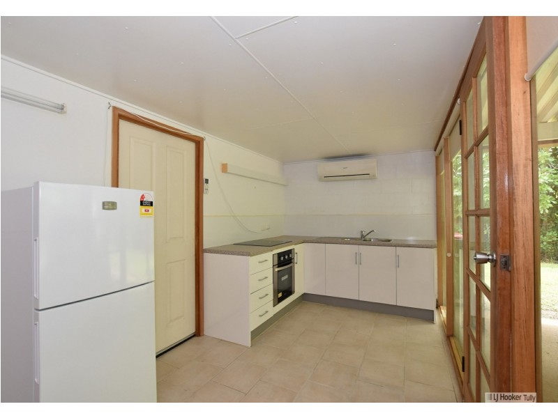 367 Murdering Point Road, Kurrimine Beach QLD 4871