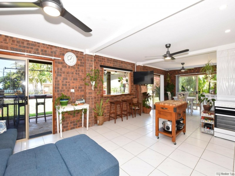 20 McNamara Street, Wongaling Beach QLD 4852