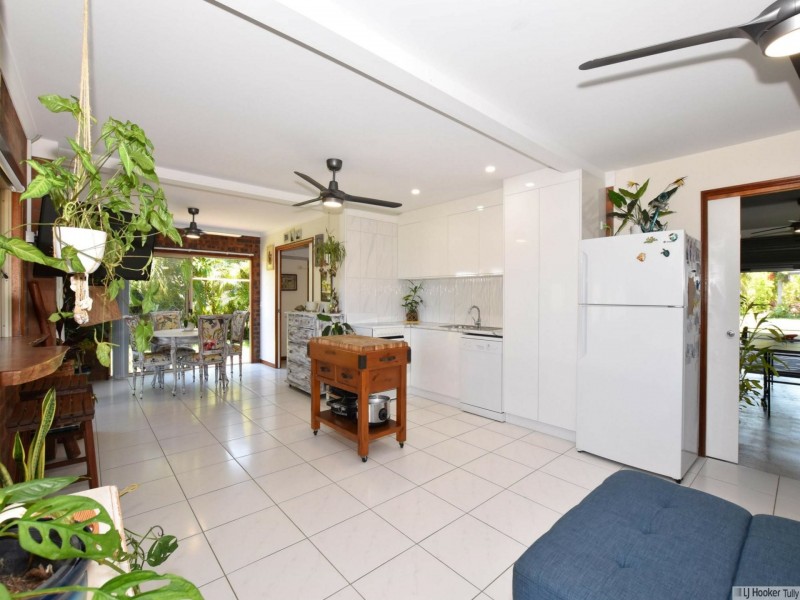 20 McNamara Street, Wongaling Beach QLD 4852