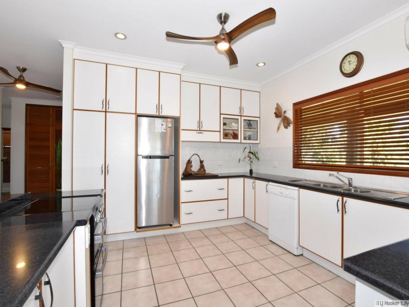 20 McNamara Street, Wongaling Beach QLD 4852