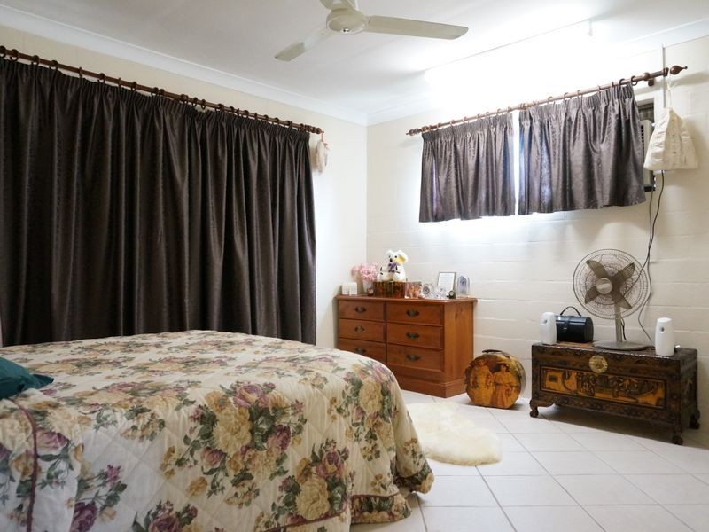 8 Melaleuca Drive, Tully Heads QLD 4854