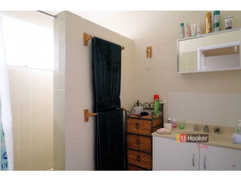 8 Melaleuca Drive, Tully Heads QLD 4854