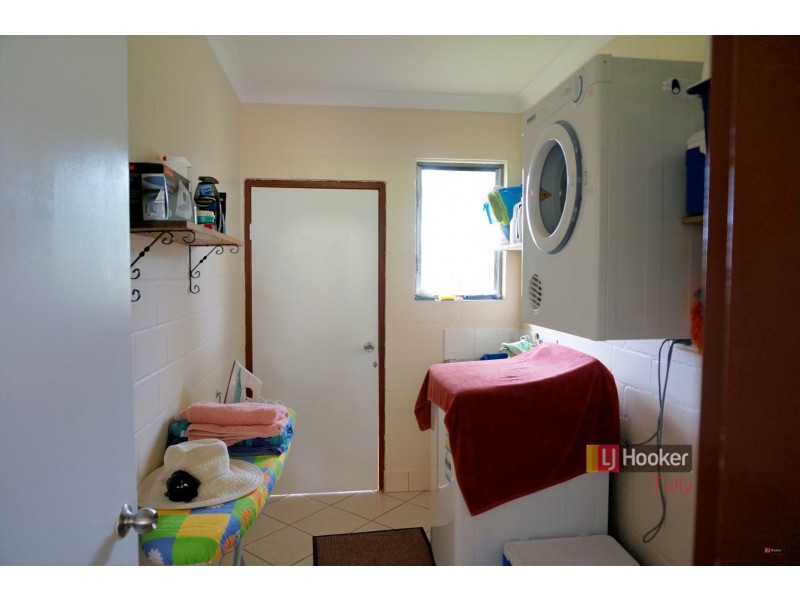 8 Melaleuca Drive, Tully Heads QLD 4854