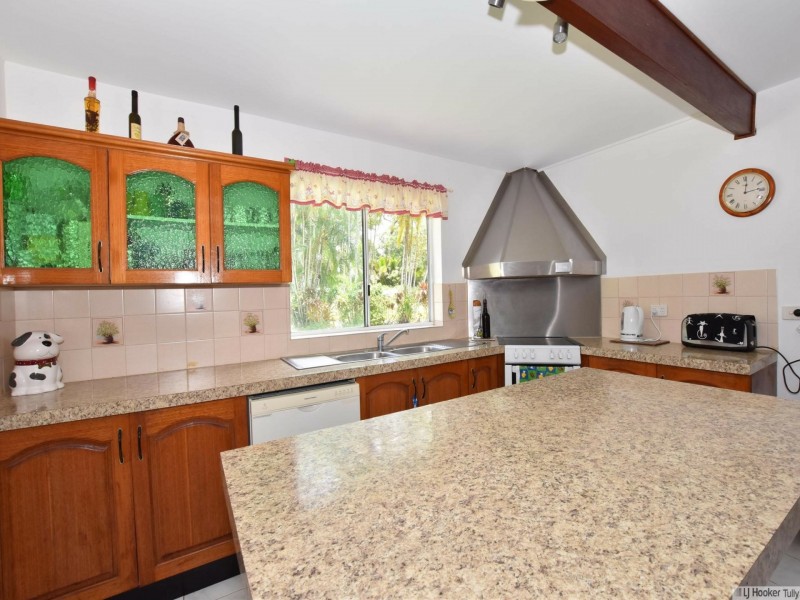 56204 Bruce Highway, Kennedy QLD 4816