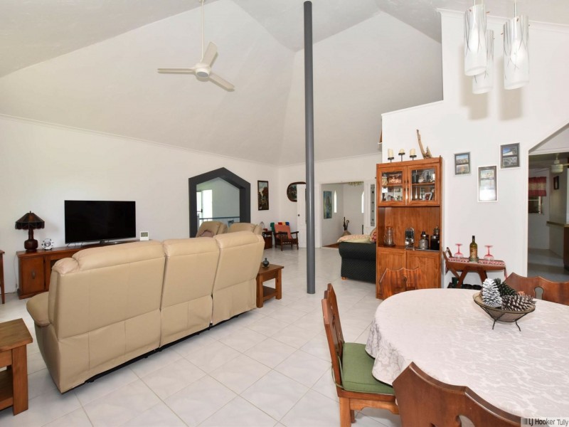 56204 Bruce Highway, Kennedy QLD 4816