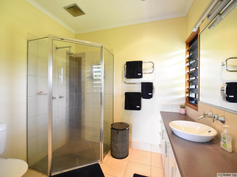 667 Old Tully Road, Feluga QLD 4854