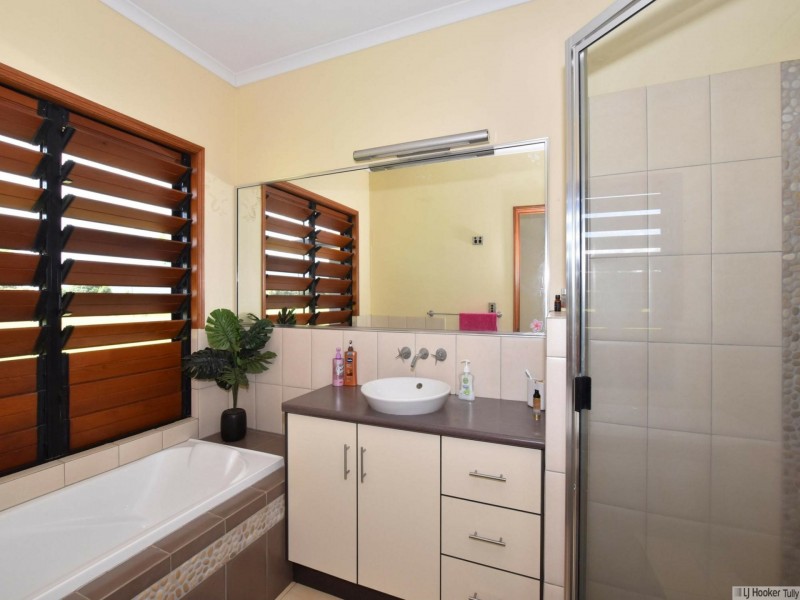 667 Old Tully Road, Feluga QLD 4854