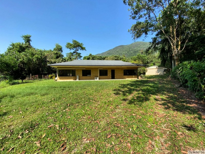 47 Bamber Street, Tully QLD 4854