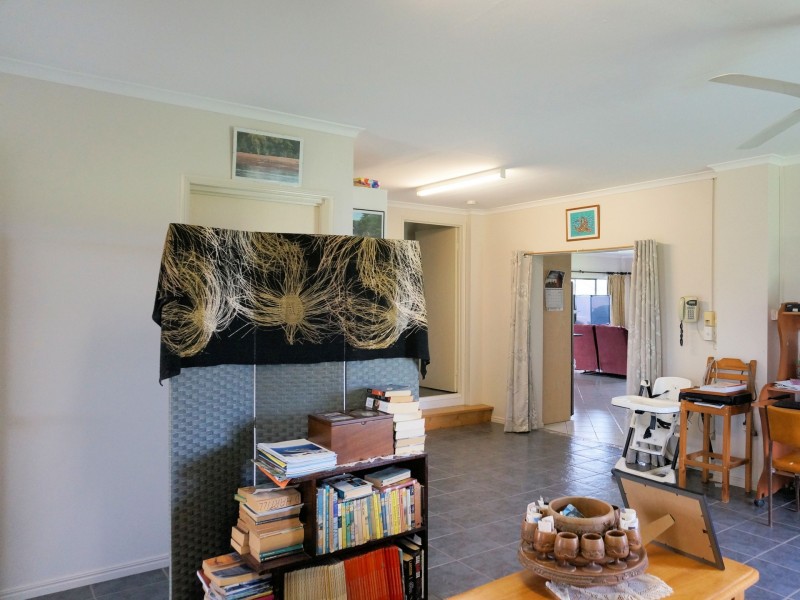 560 Rockingham Road, Euramo QLD 4854