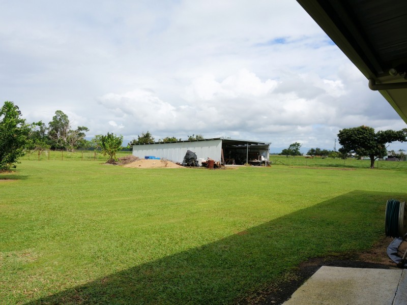 560 Rockingham Road, Euramo QLD 4854