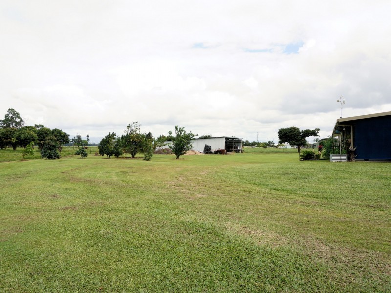 560 Rockingham Road, Euramo QLD 4854