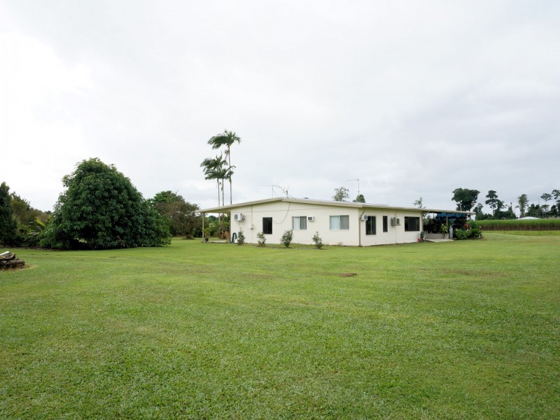 560 Rockingham Road, Euramo QLD 4854