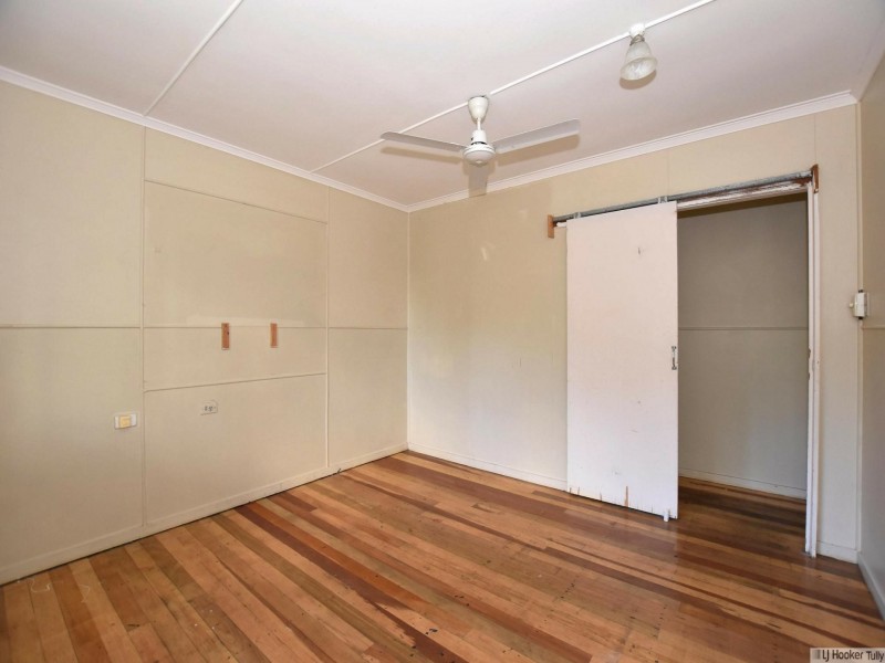 24 Theodore Street, Tully QLD 4854