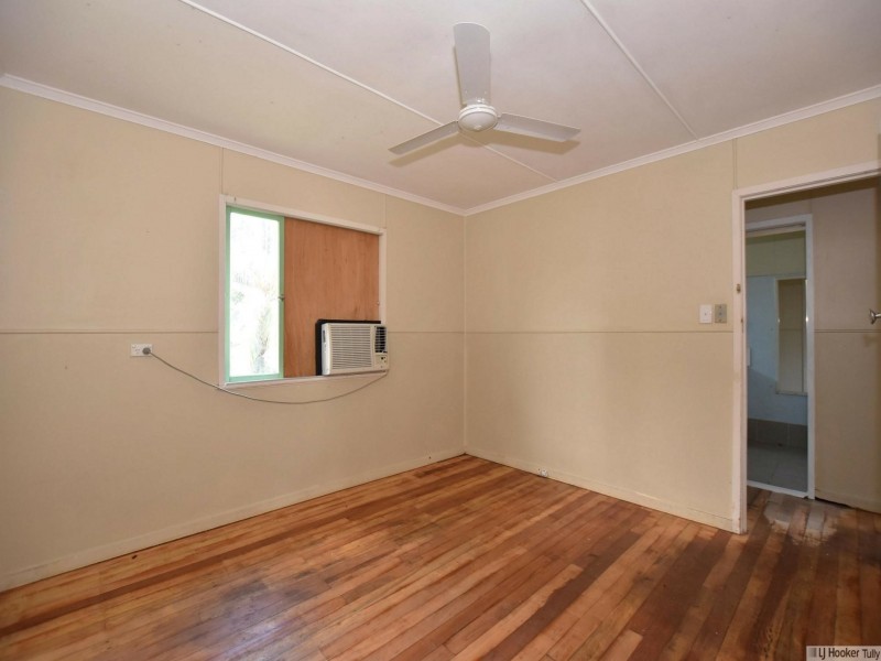 24 Theodore Street, Tully QLD 4854