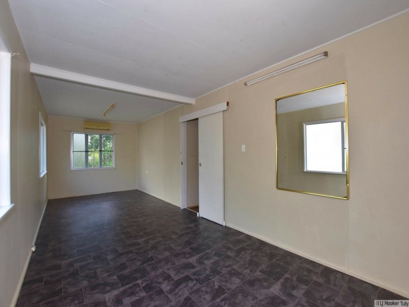 24 Theodore Street, Tully QLD 4854