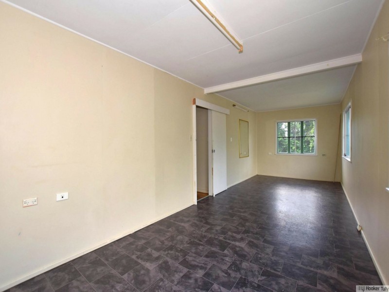 24 Theodore Street, Tully QLD 4854