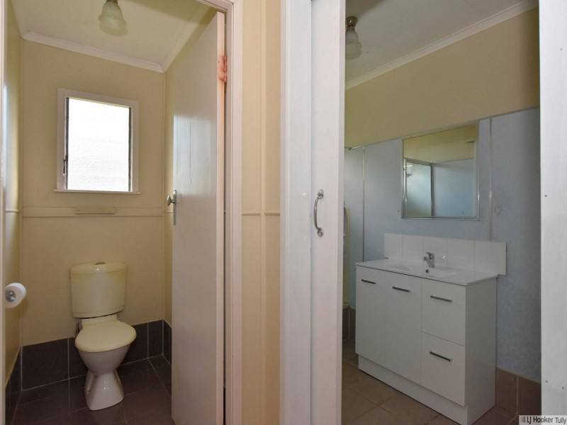 24 Theodore Street, Tully QLD 4854