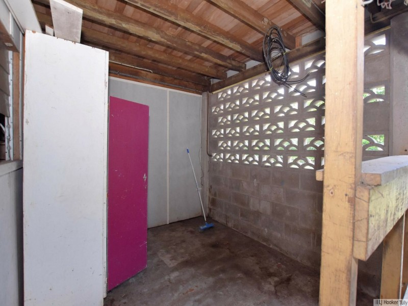 24 Theodore Street, Tully QLD 4854