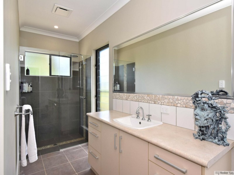 86 Boyett Road, Mission Beach QLD 4852