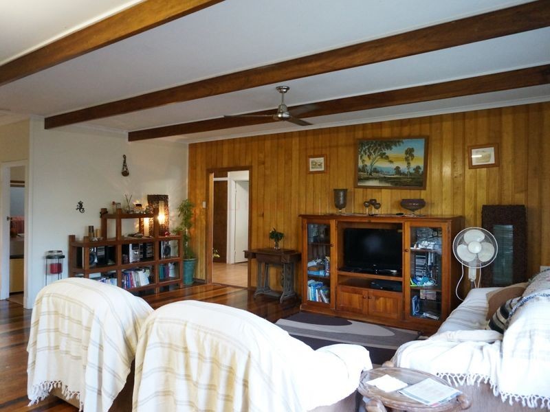 28 Hyatt Street, Tully QLD 4854