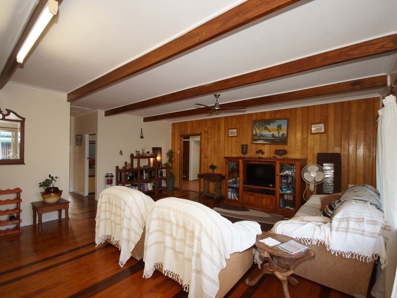 28 Hyatt Street, Tully QLD 4854