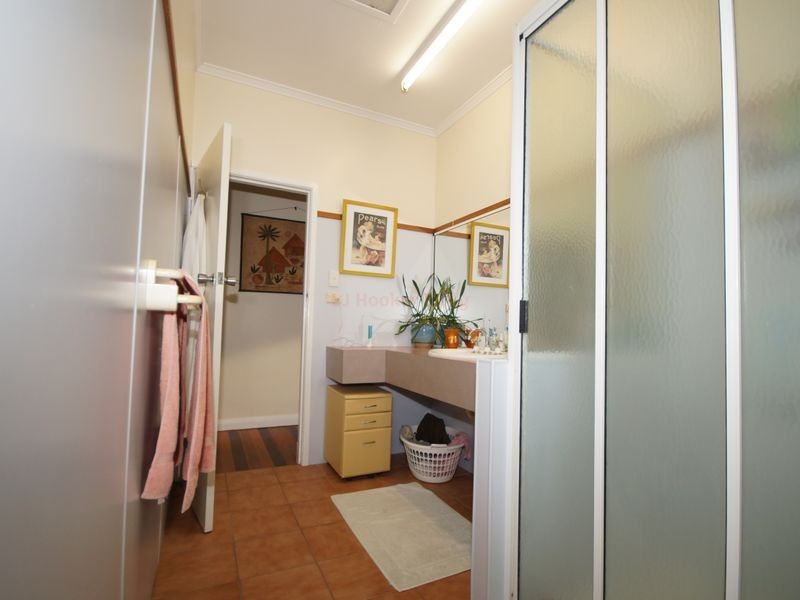 28 Hyatt Street, Tully QLD 4854