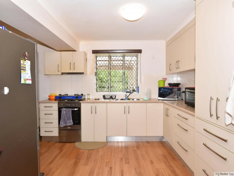 9 Edward Street, Tully QLD 4854