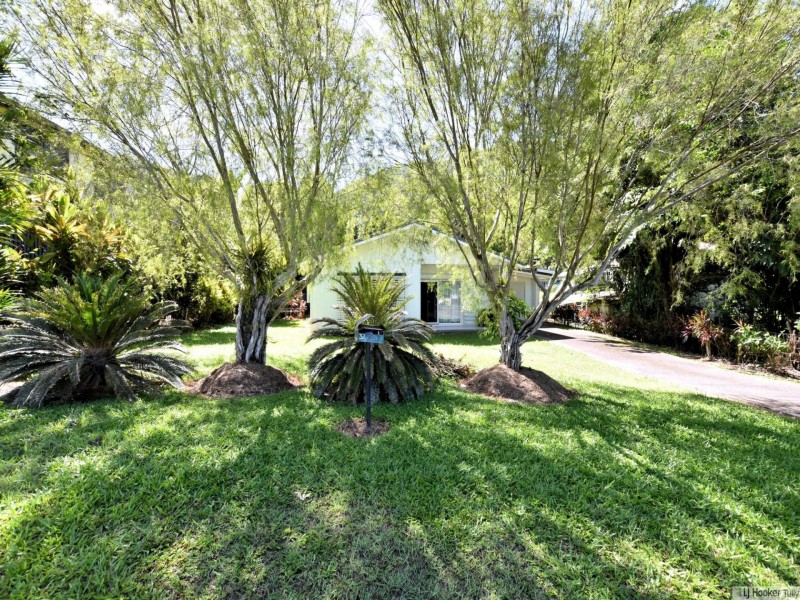 32 McQuillen Street, Tully QLD 4854