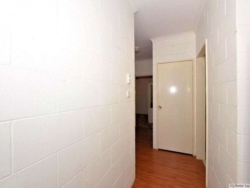 32 McQuillen Street, Tully QLD 4854