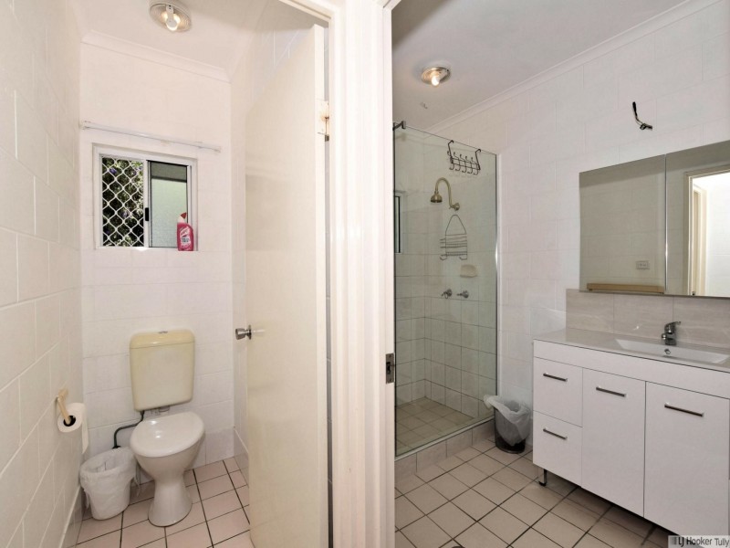 32 McQuillen Street, Tully QLD 4854