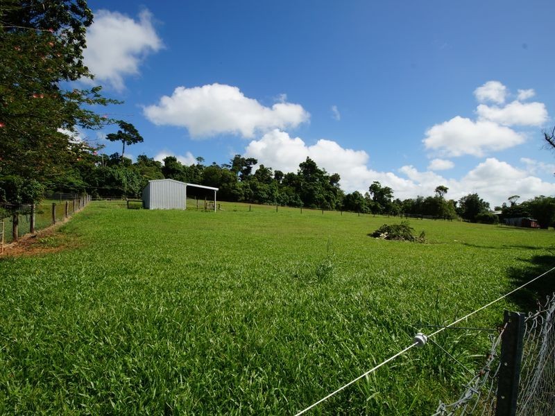 506 Bingil Bay Road, Bingil Bay QLD 4852